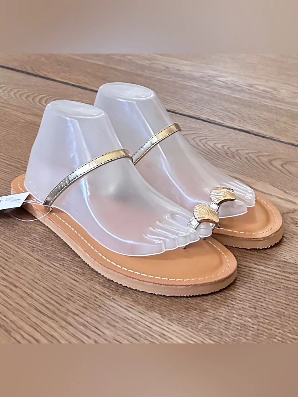 NWT. Calypso St. Barth Gold Shell-Toe Toe-Loop Sandals with Tan Footbed size 9M